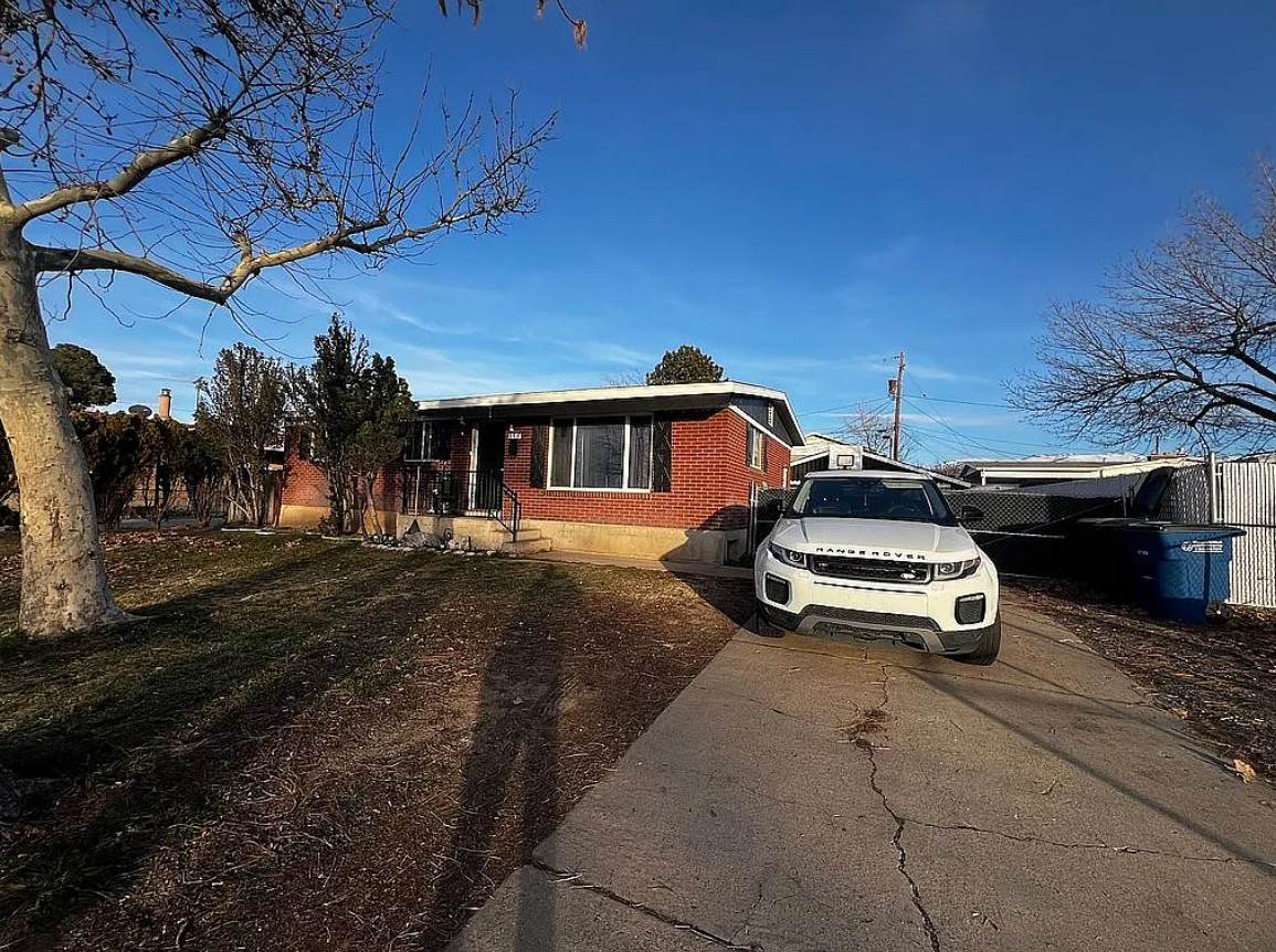 4 Bedroom House For Sale By Owner in Sunset, UT 