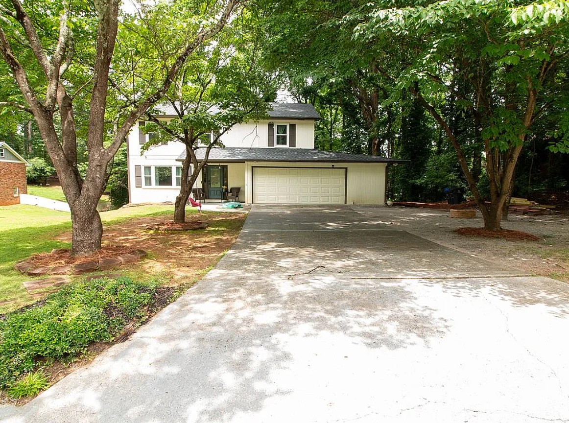 5 Bedroom House For Sale By Owner in Roswell, GA 