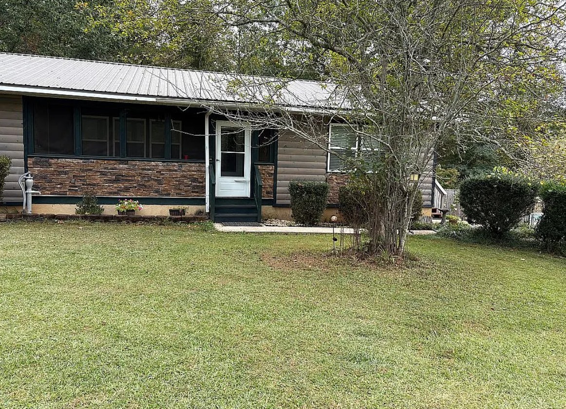 3 Bedroom House For Sale By Owner in Cleveland, GA 