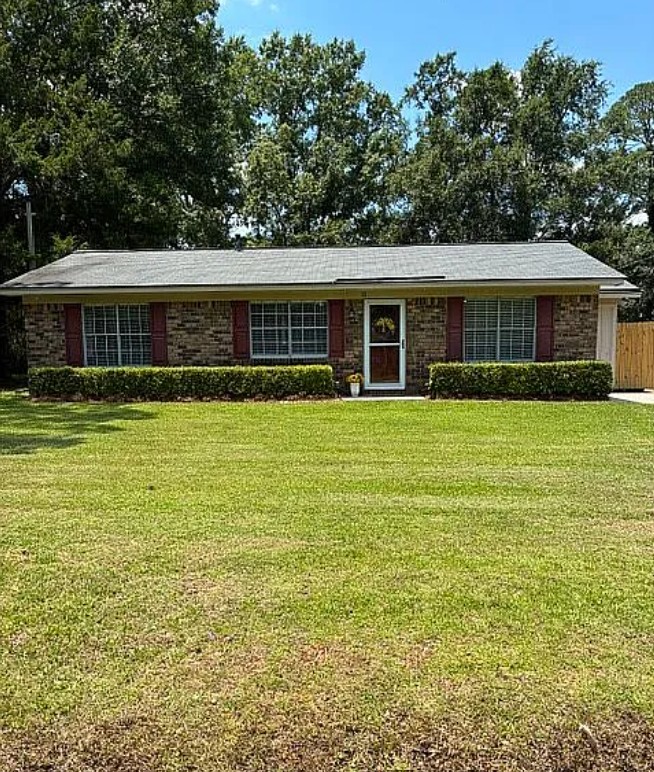 3 Bedroom House For Sale By Owner in Bloomingdale, GA 