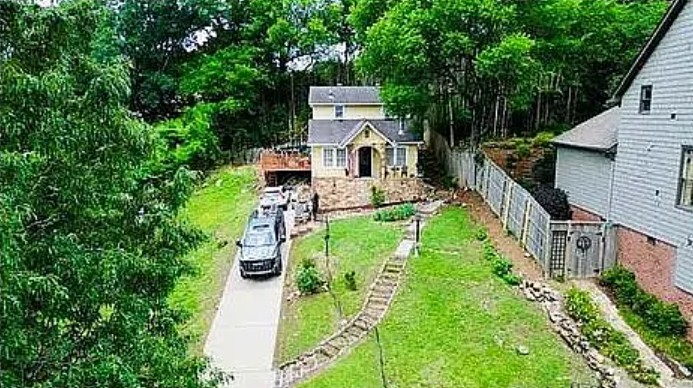 2 Bedroom House For Sale By Owner in Birmingham, AL 