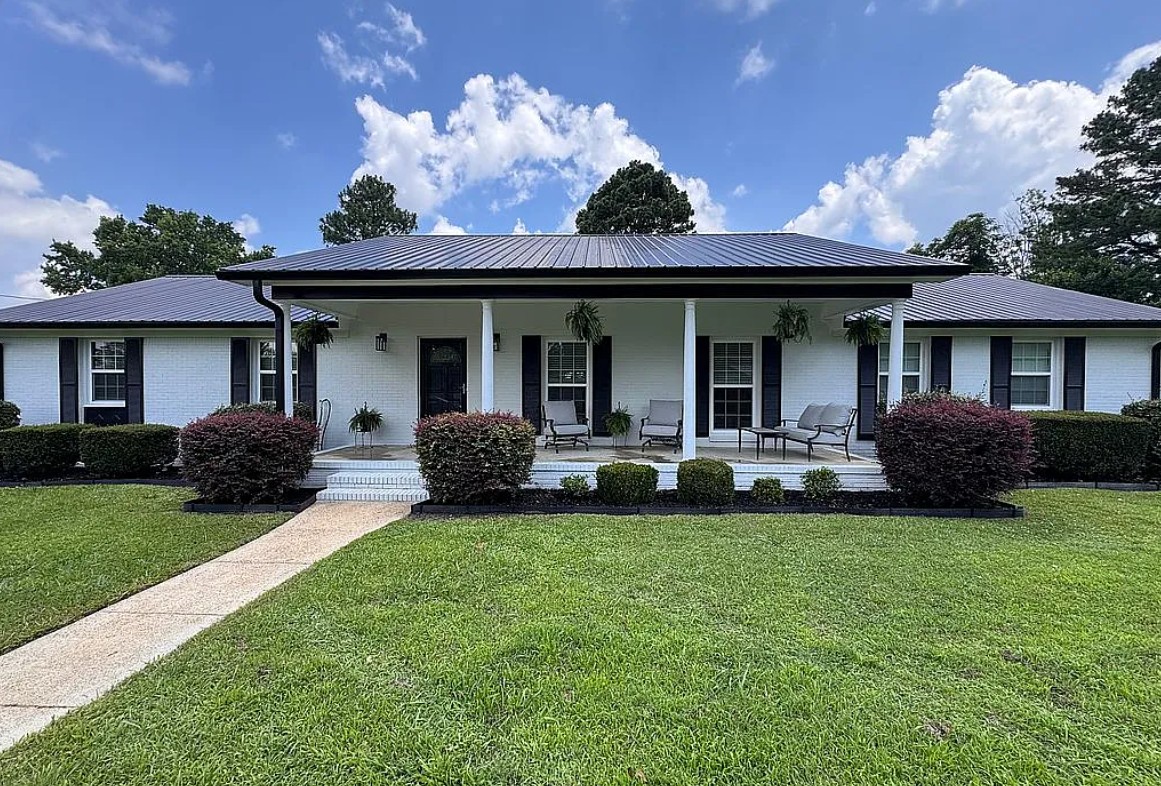 3 Bedroom House For Sale By Owner in Rainbow City, AL 