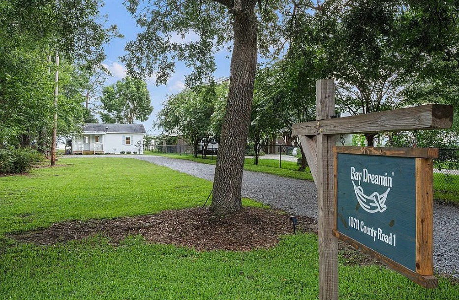 Waterfront Cottage For Sale By Owner in Fairhope, AL 