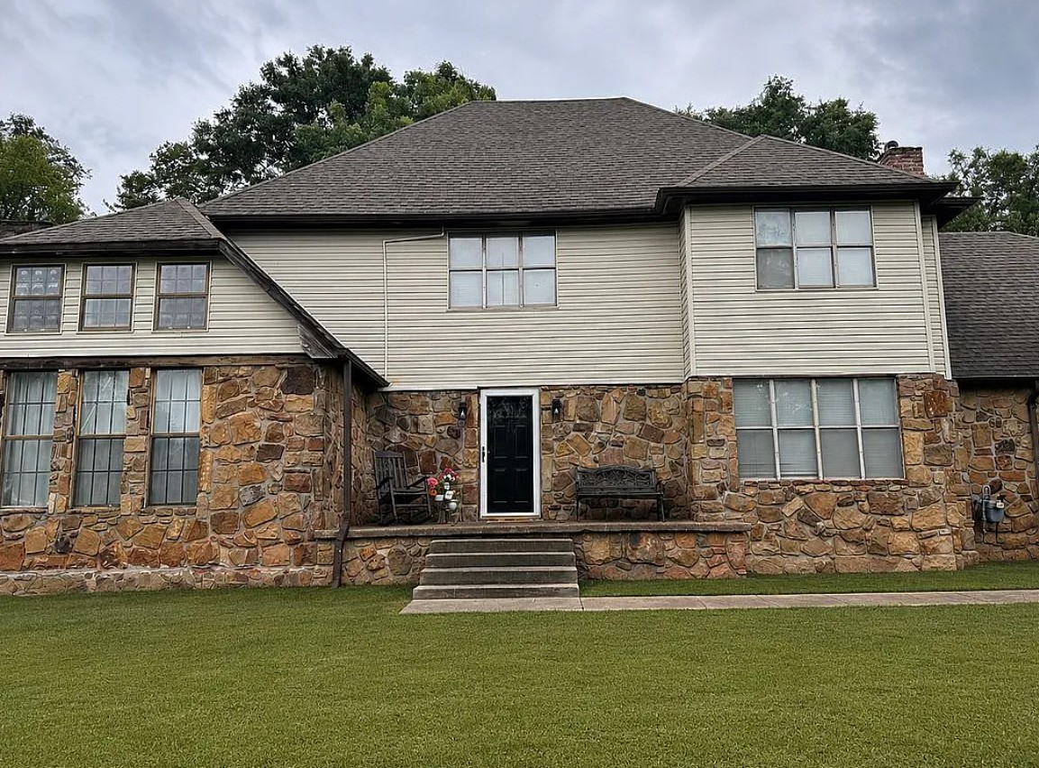 5 Bedroom House For Sale By Owner in Tuscumbia, AL 