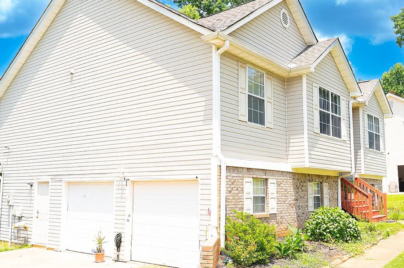 4 Bedroom House For Sale By Owner in Covington, GA 