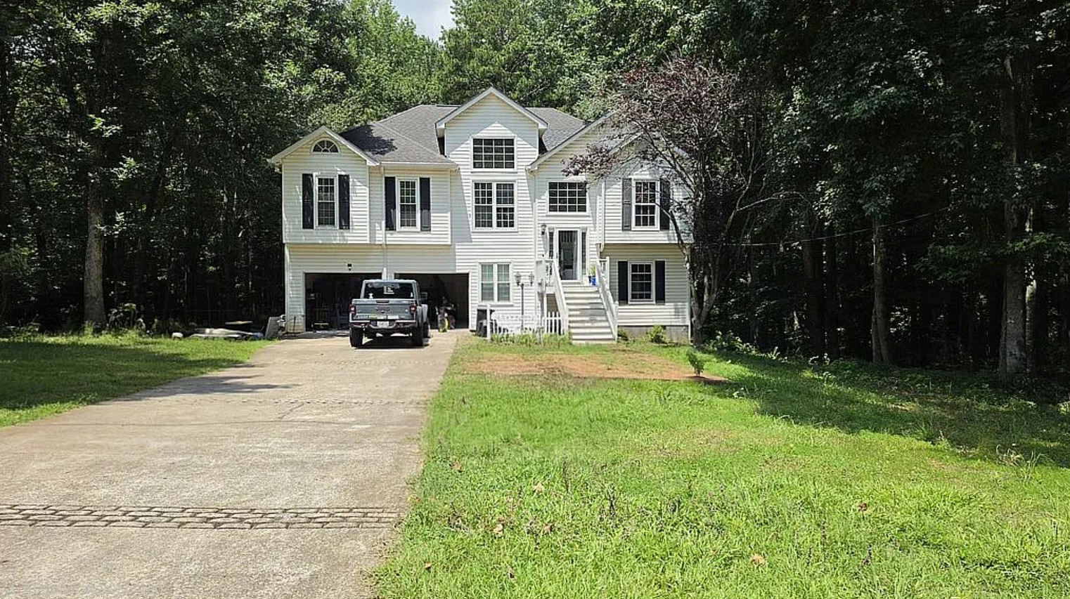 3 Bedroom House For Sale By Owner in Locust Grove, GA 