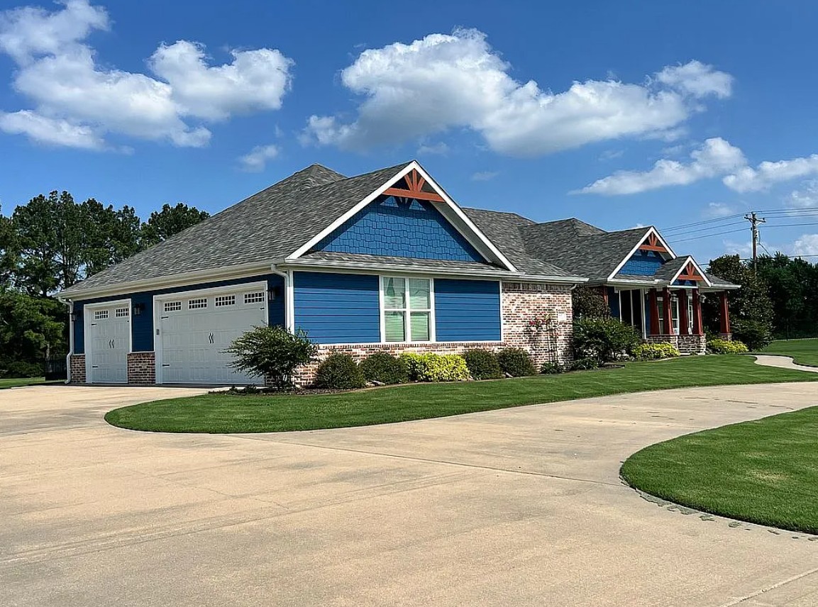 4 Bedroom House For Sale By Owner in Little Flock, AR 