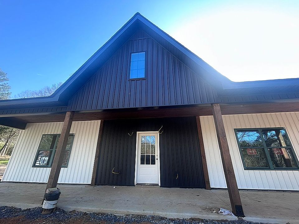 3 Bedroom House For Sale By Owner in Dalton, GA 