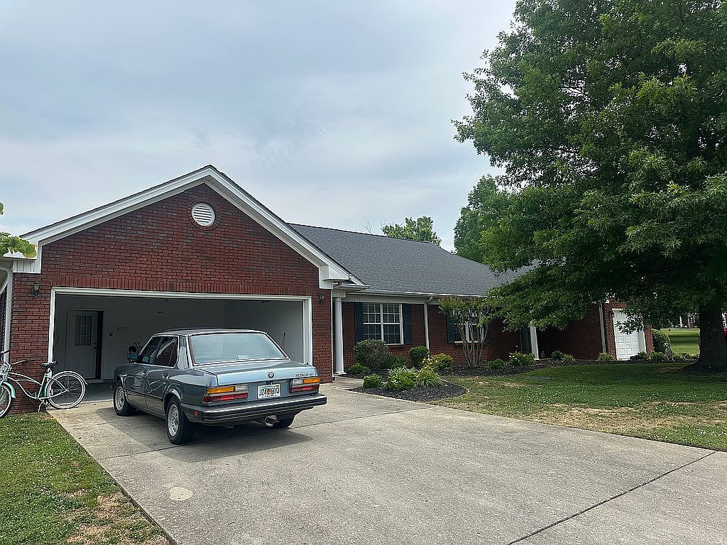 2 Bedroom House For Sale By Owner in Shelbyville, TN 