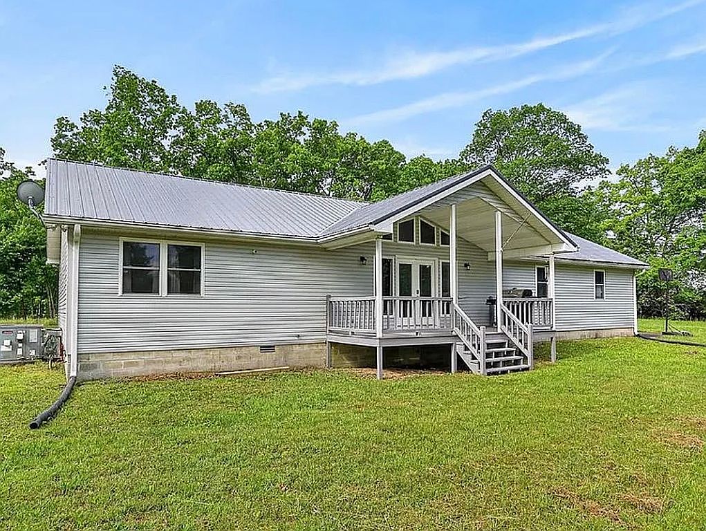 3 Bedroom House For Sale By Owner in Sparta, TN 