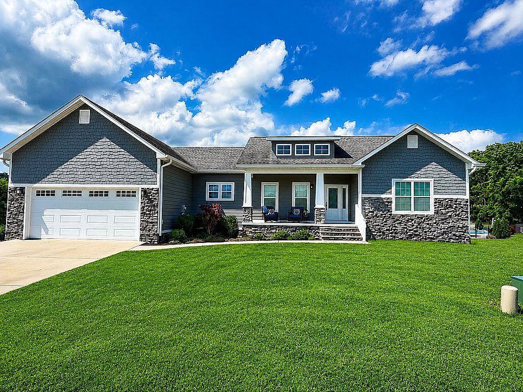 5 Bedroom House For Sale By Owner in Harriman, TN 