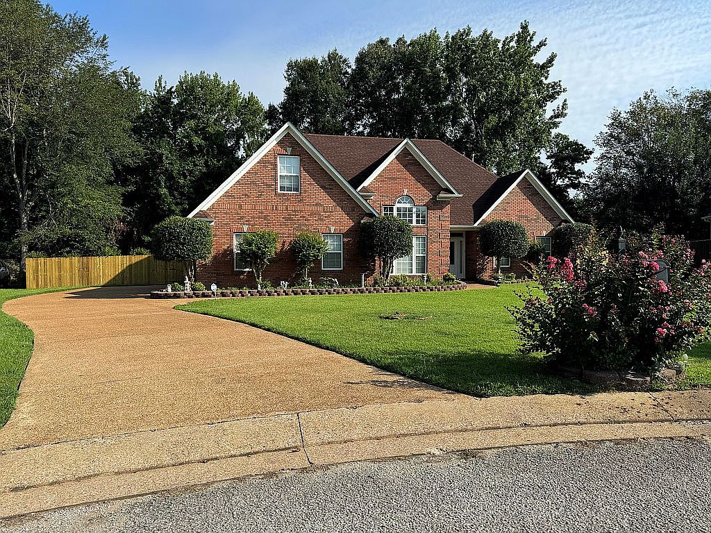 4 Bedroom House For Sale By Owner in Jackson, TN 