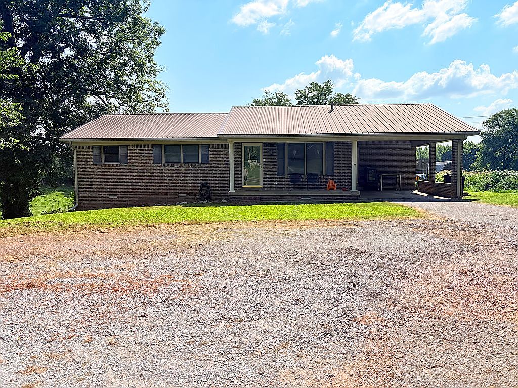 3 Bedroom House For Sale By Owner in Dyersburg, TN 