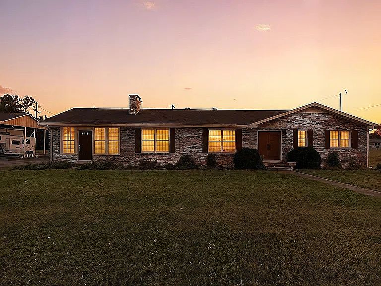 4 Bedroom House For Sale By Owner in McKee, KY 