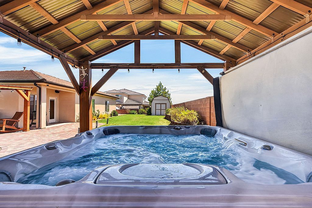 4 Bedroom House For Sale By Owner in Saint George, UT 