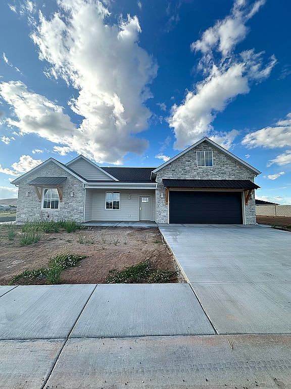 4 Bedroom House For Sale By Owner in Enterprise, UT 
