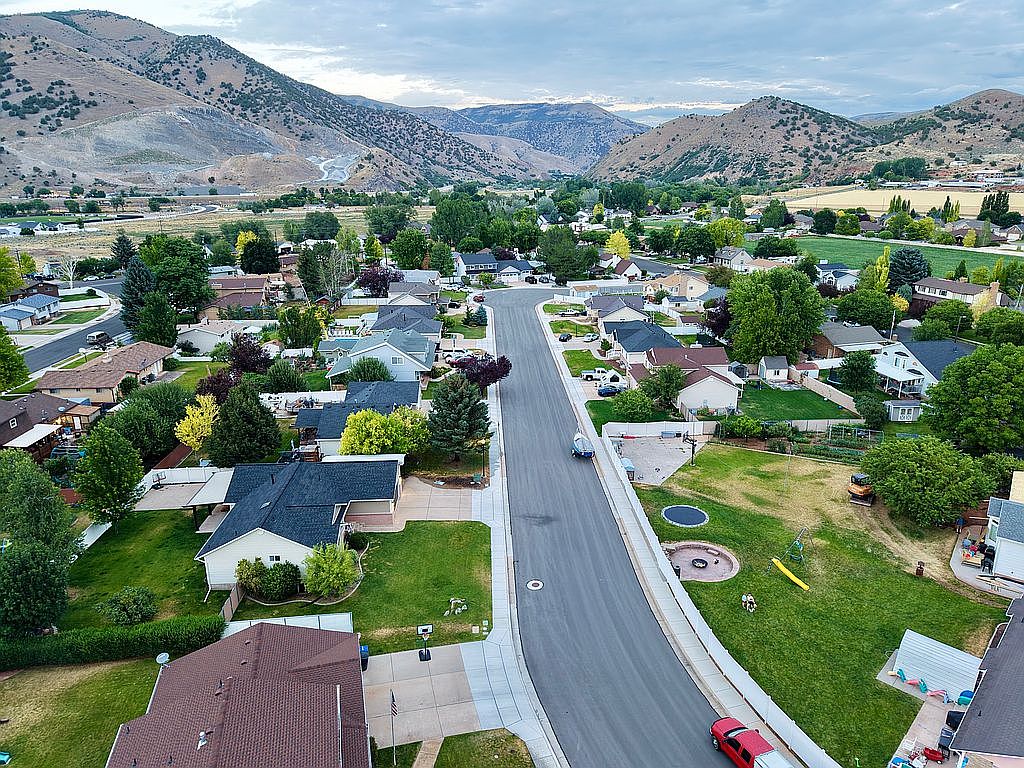 5 Bedroom House For Sale By Owner in Morgan, UT 