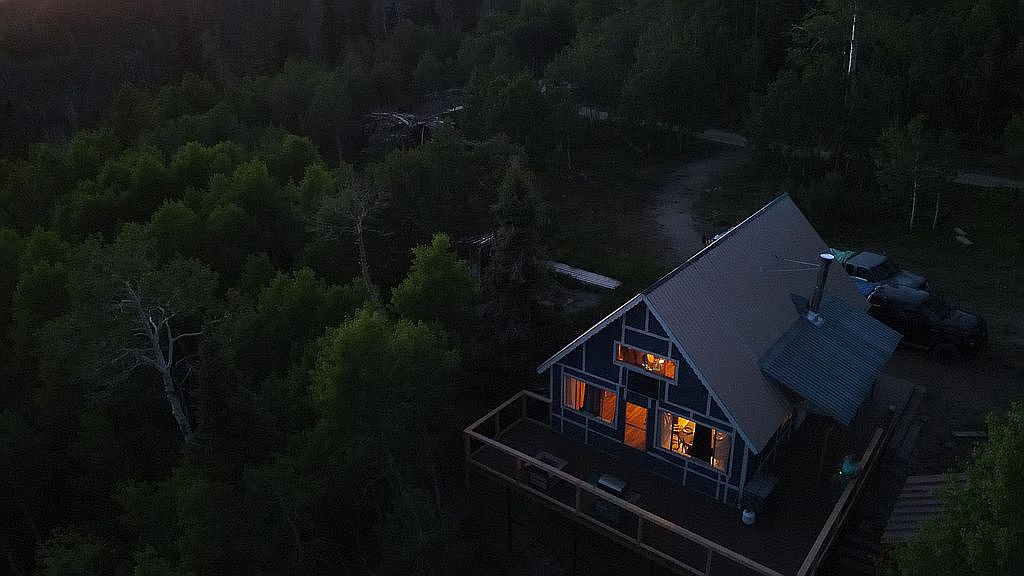 1 Bedroom Cabin For Sale By Owner in Fairview, UT 