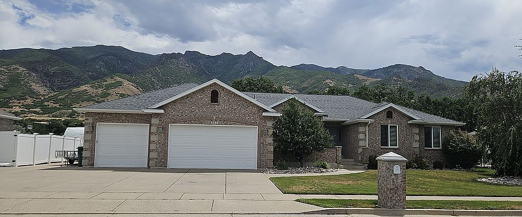 4 Bedroom House For Sale By Owner in Layton, UT 