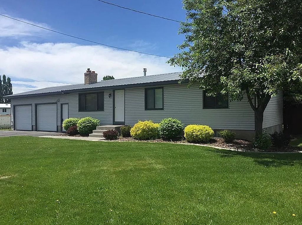 4 Bedroom House For Sale By Owner in Rexburg, ID 