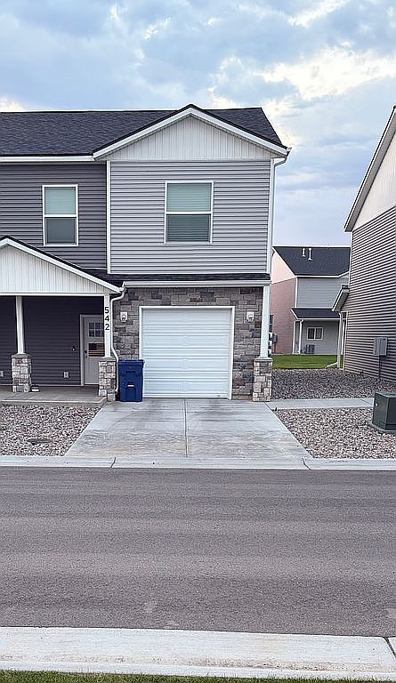3 Bedroom Townhouse For Sale By Owner in Sugar City, ID 