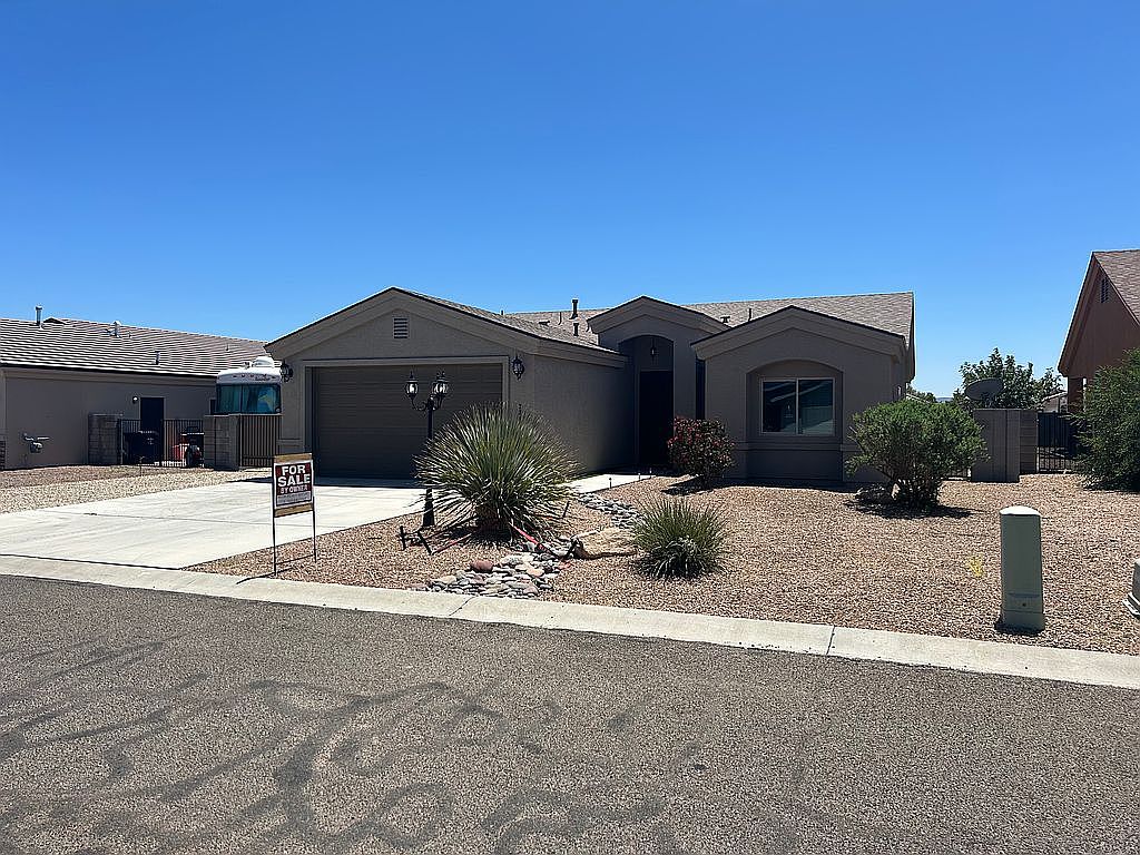 3 Bedroom House For Sale By Owner in Kingman, AZ 