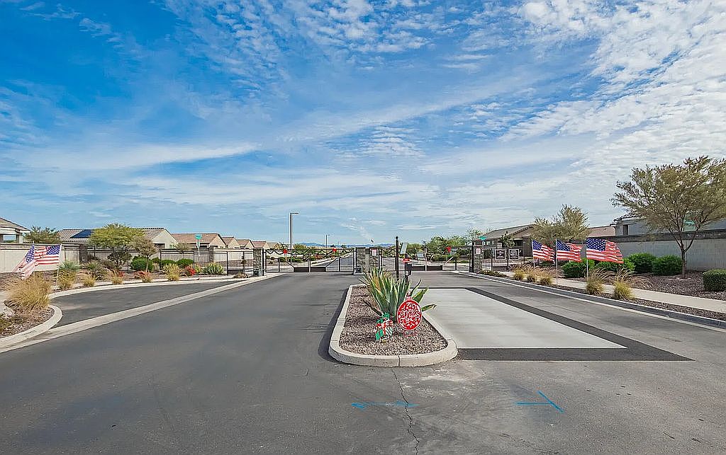 3 Bedroom House For Sale By Owner in San Tan Valley, AZ