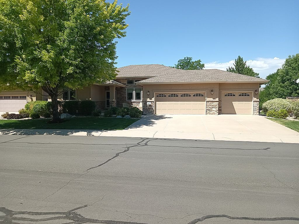 4 Bedroom House For Sale By Owner in Windsor, CO 