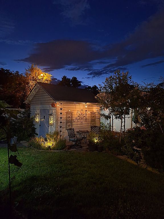 2 Bedroom House For Sale By Owner in Roy, UT 
