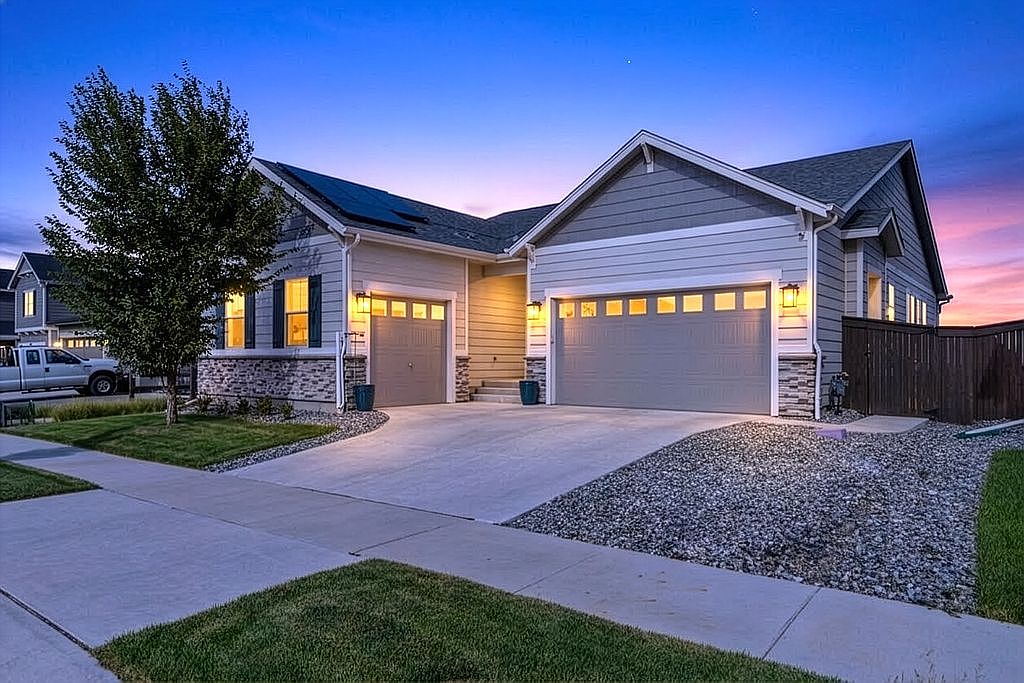 4 Bedroom House For Sale By Owner in Commerce City, CO 
