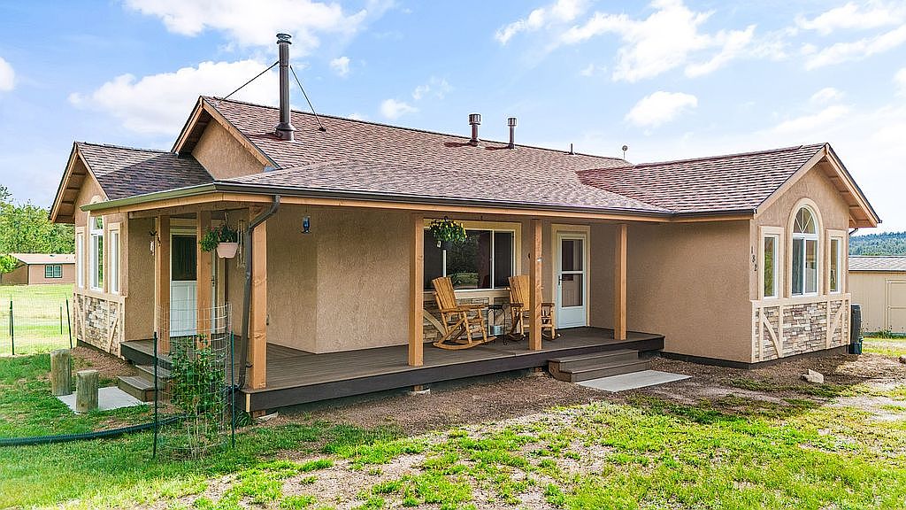 3 Bedroom House For Sale By Owner in Florissant, CO 