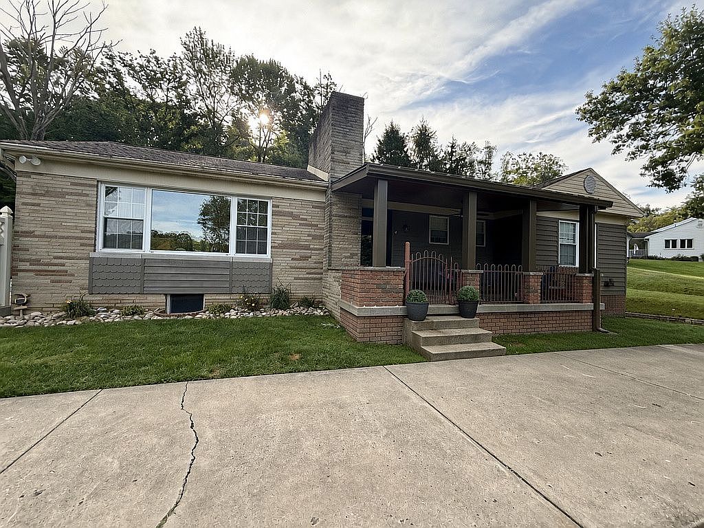 3 Bedroom House For Sale By Owner in Wheeling, WV 
