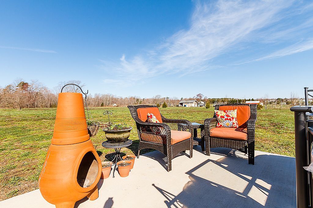4 Bedroom House For Sale By Owner in Disputanta, VA 