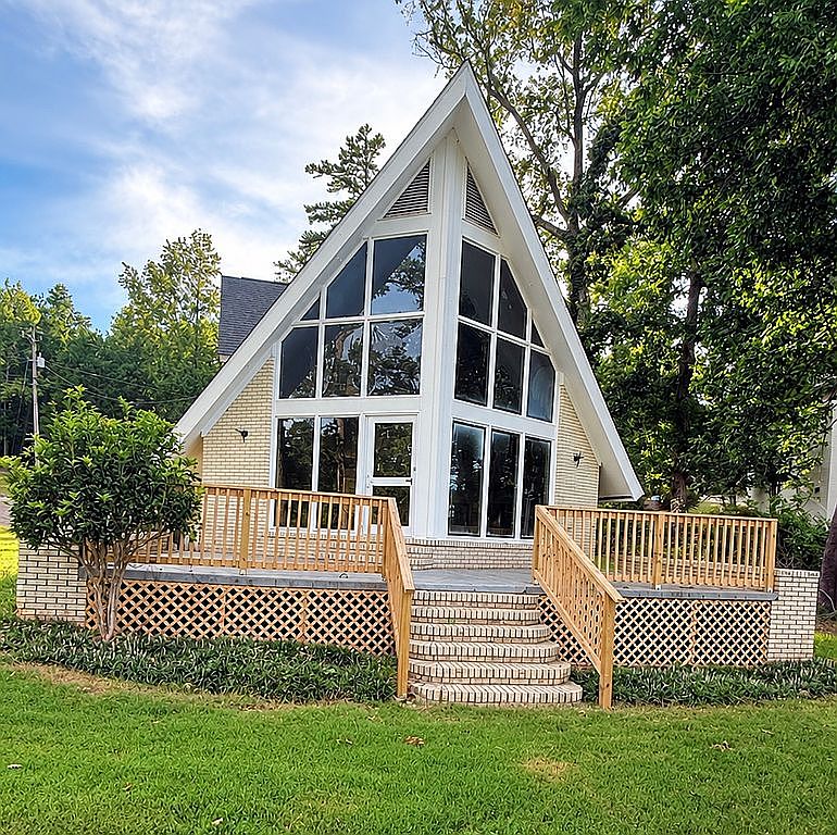 A Frame Design House For Sale By Owner in Lexington, SC 