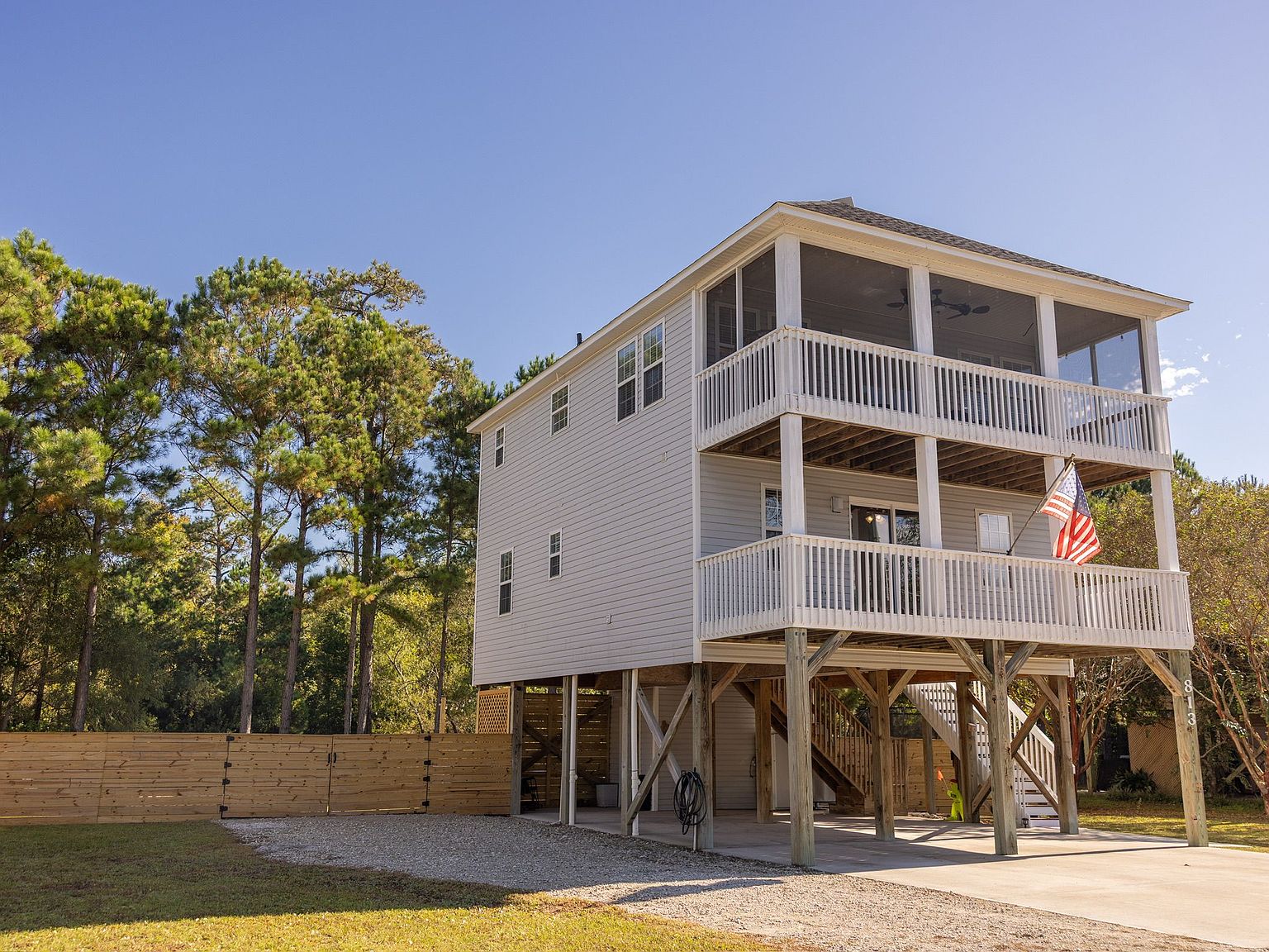 4 Bedroom House For Sale By Owner in Hampstead, NC 
