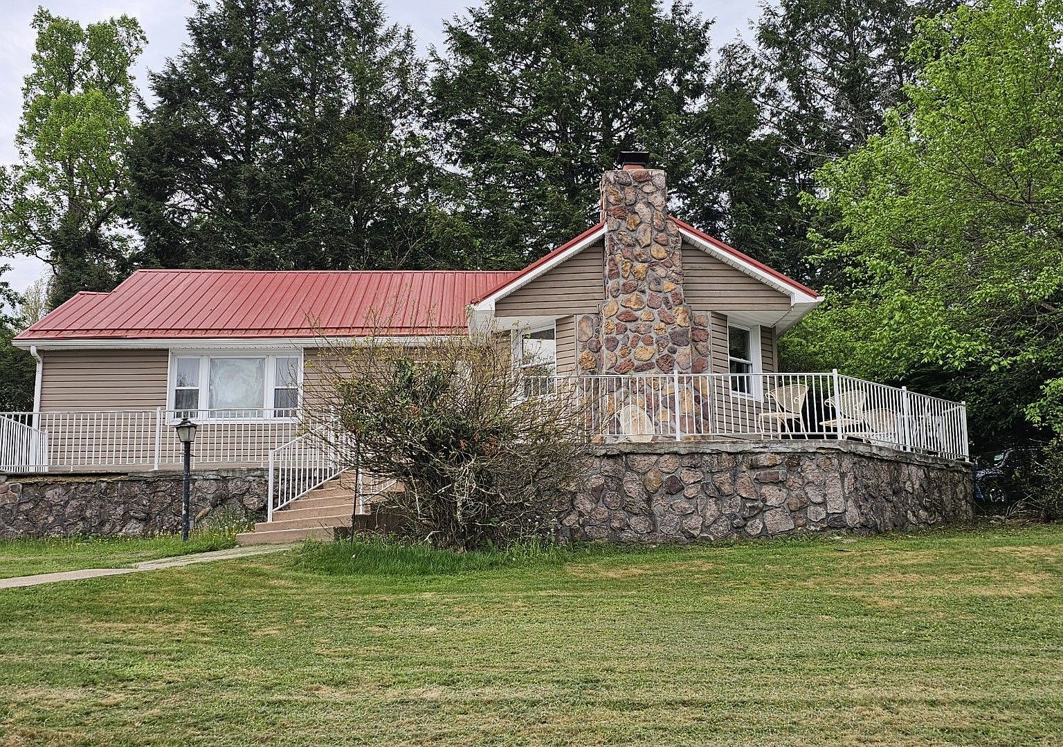 3 Bedroom House For Sale By Owner in Coeburn, VA 