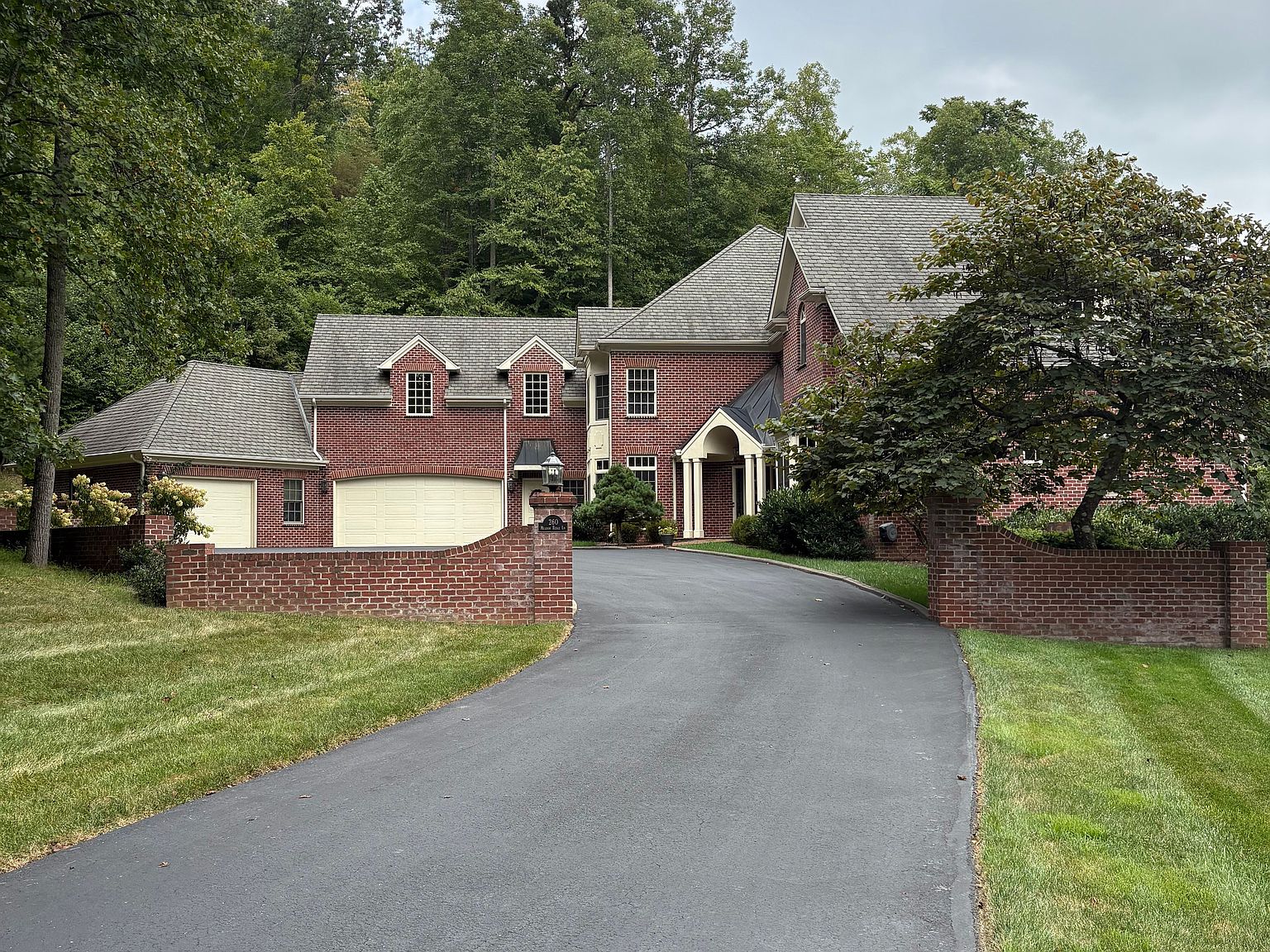4 Bedroom House For Sale By Owner in Boones Mill, VA 