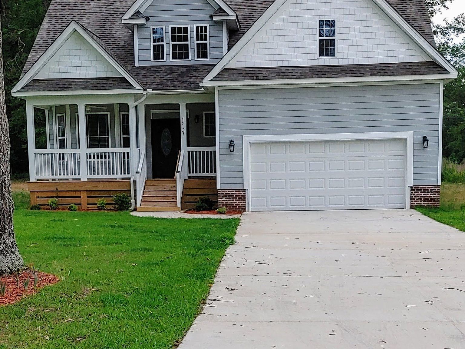 Cape Cod-style House For Sale By Owner in Eastover, SC 