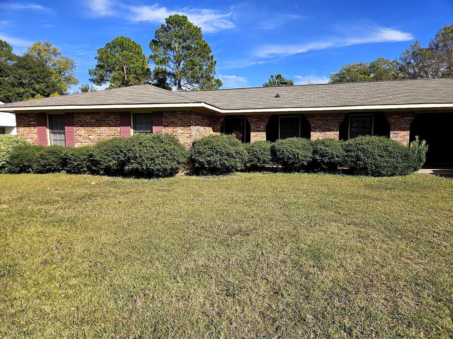 3 Bedroom House For Sale By Owner in Warner Robins, GA 